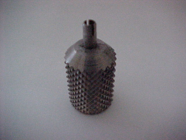 Seaquist AR-83 filling adapter